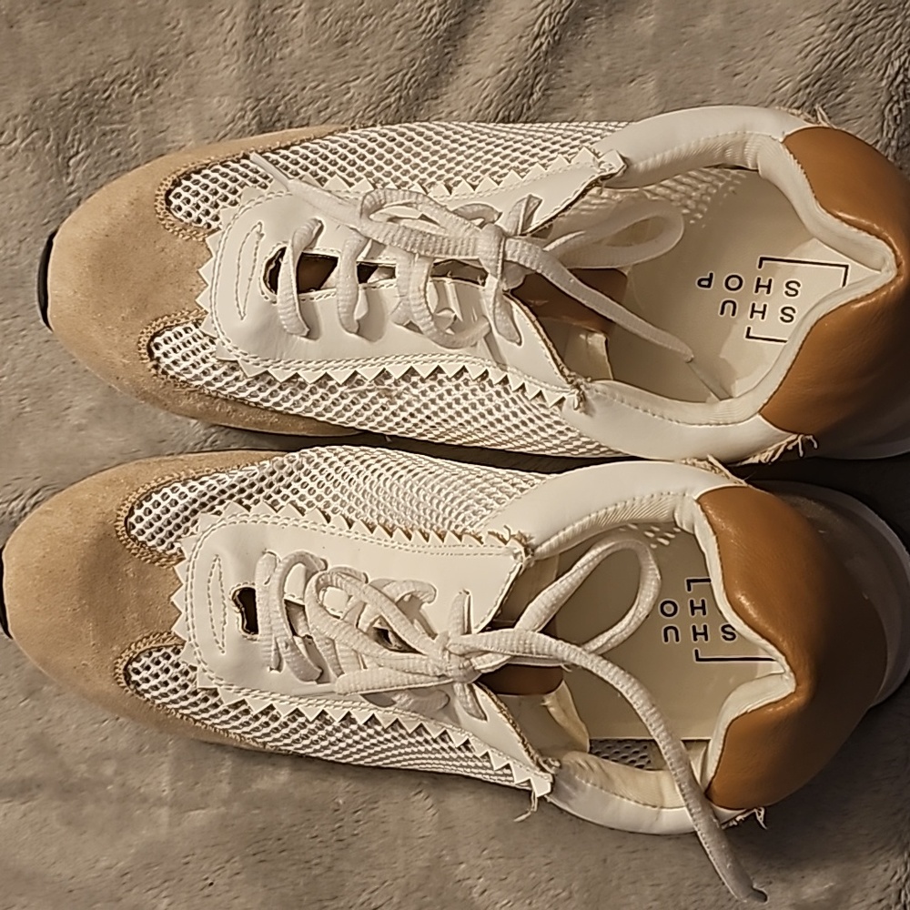 NWOT ShuShop sneakers size 40